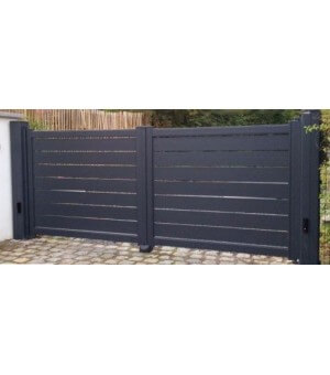 Portail alu à lames larges horizontales ajourées et piliers alu (en option) METZ