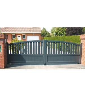 Portail BUSSY 2 vantaux aluminium ajouré et bombé