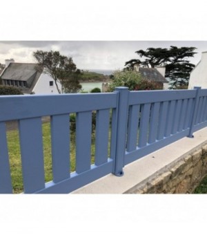 Clôture alu barreaudée MELUN pose sur platines