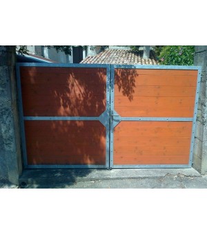  Portail bois FREJUS mixe entre acier et bois