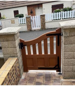 Vue intérieure du portillon en bois traditionnel LILLE forme demi chapeau de gendarme inversé